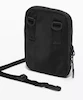 کیف لولولمن مدل easy access crossbody