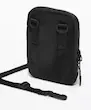 کیف لولولمن مدل easy access crossbody