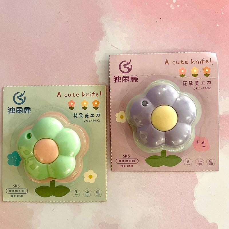 کاتر فانتزی زیبای گل