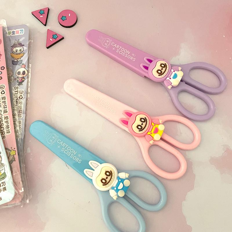 قیچی غلاف دار لبوبو