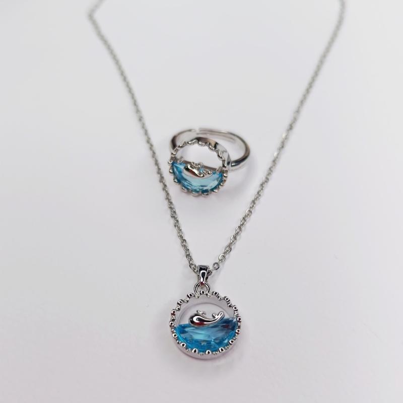 گردنبند نهنگ