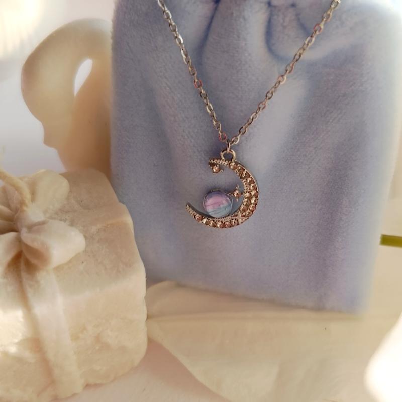 ماه و ستاره 