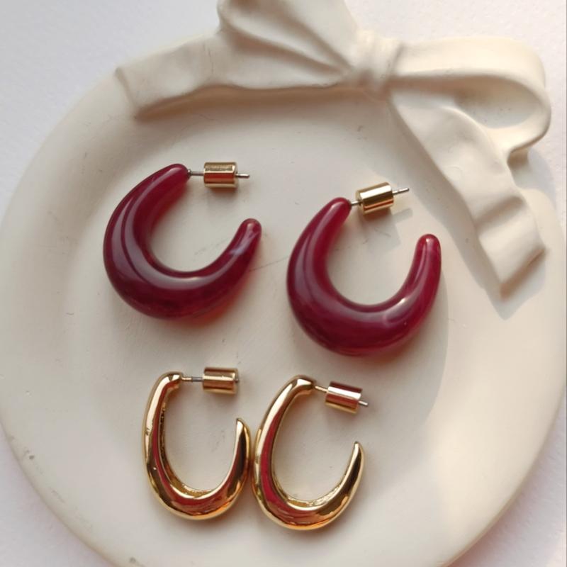 گوشواره یو شکل 