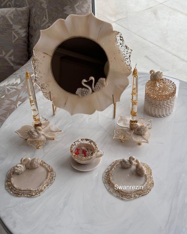 هفتسین قو عاشق کاراملی