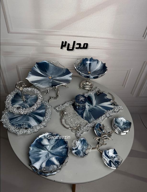 سرویس پذیرایی سرمه ای سفید 