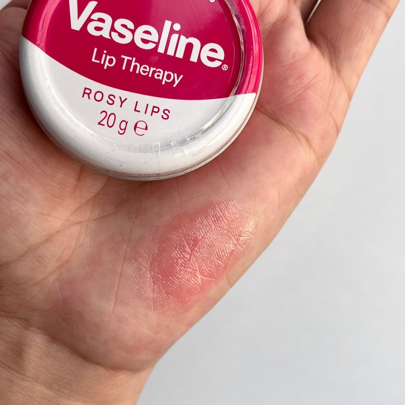 بالم لب آبرسان وازلین vaseline