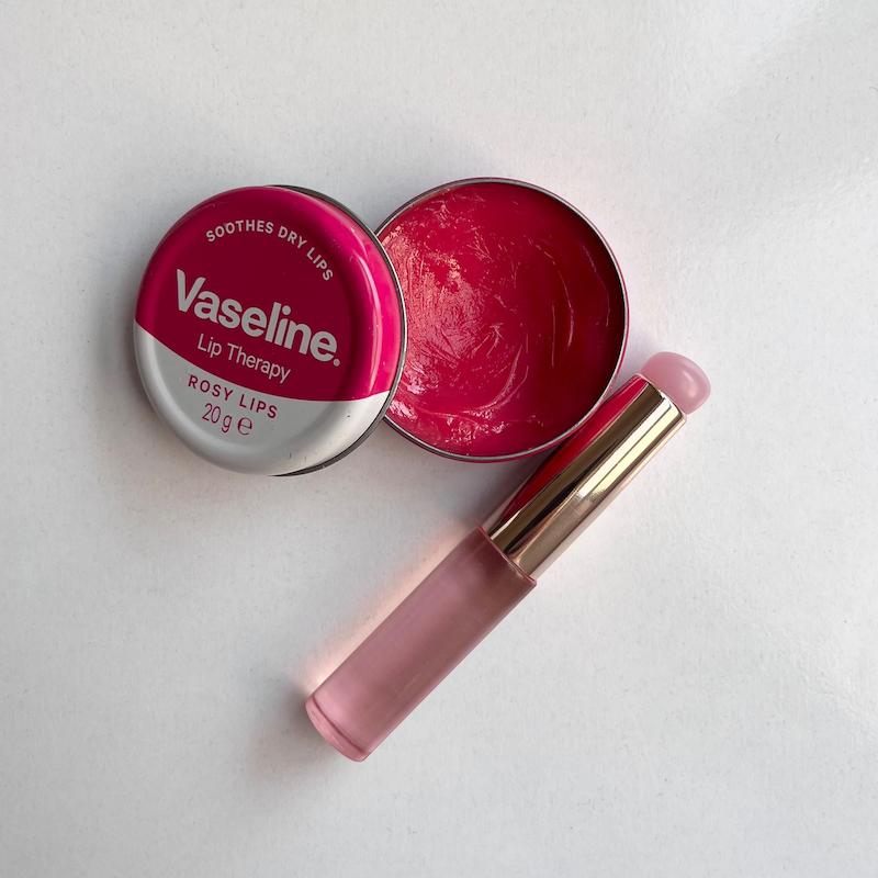 بالم لب آبرسان وازلین vaseline