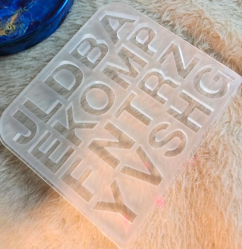 قالب پالت حروف ۲۰ تایی فونت وارداتی 