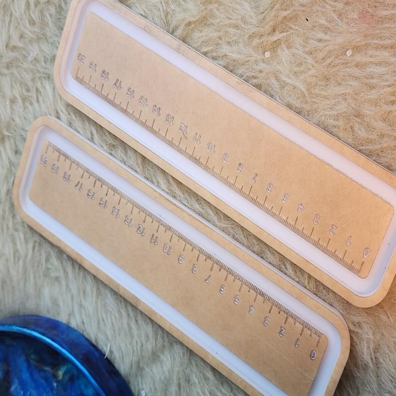 حوضچه قالبگیری _خط کش ۲۰ سانتی