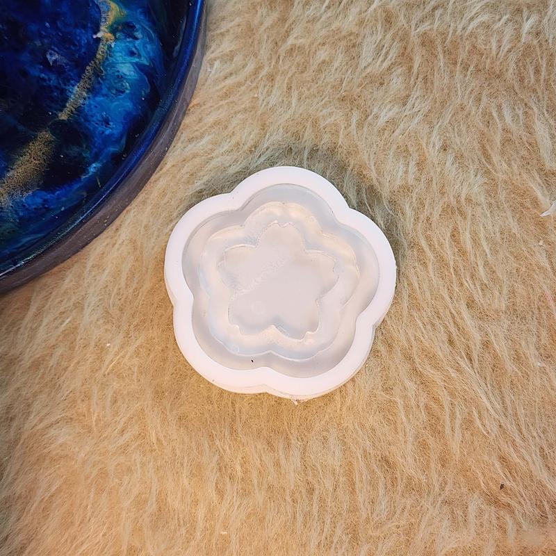 حوضچه قالبگیری _اینه کد m8