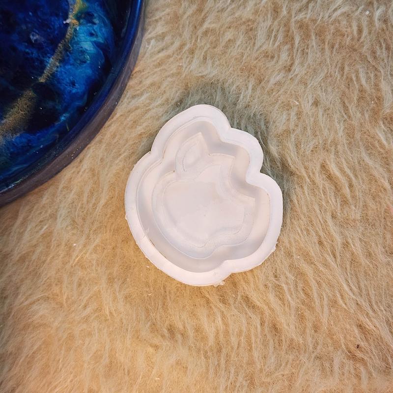 حوضچه قالبگیری _اینه کد m13