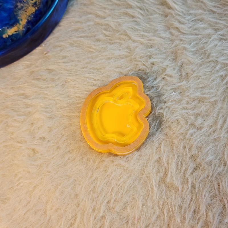 حوضچه قالبگیری _ آکواریومی مدل سیب