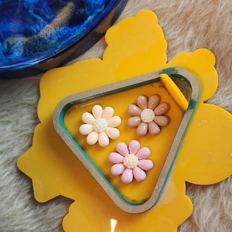 قالب پالت ۳تایی گل ۸پر