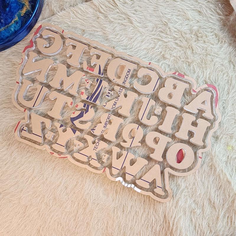 حوضچه قالبگیری _پالت حروف ۴سانتی