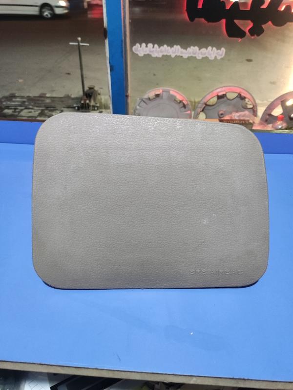 قاب ایربگ داشبورد سمند سمت راست کرم