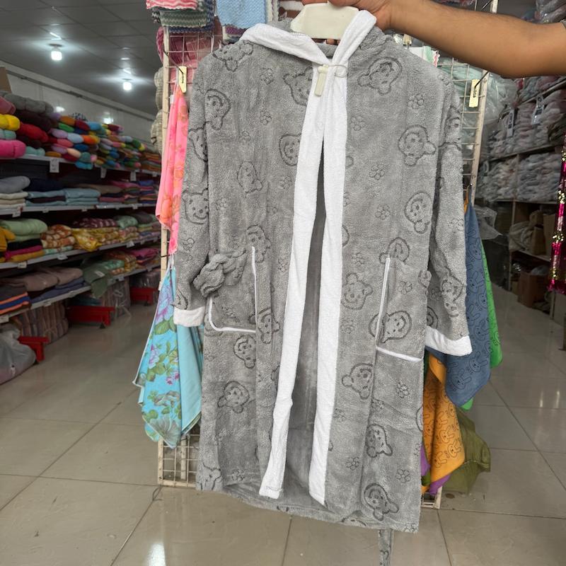 حوله تن پوش کودک و نوجوان طرح خرس فانتزی