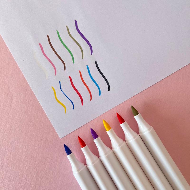 ماژیک آکرولیک ۱۲ رنگ سر براش