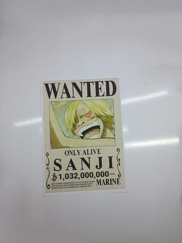 پوستر انیمه وان پیس A4  انیمه وان پیس  وانتد یا تحت تعقیب سانجی پاسیاه (Wanted Sunji)