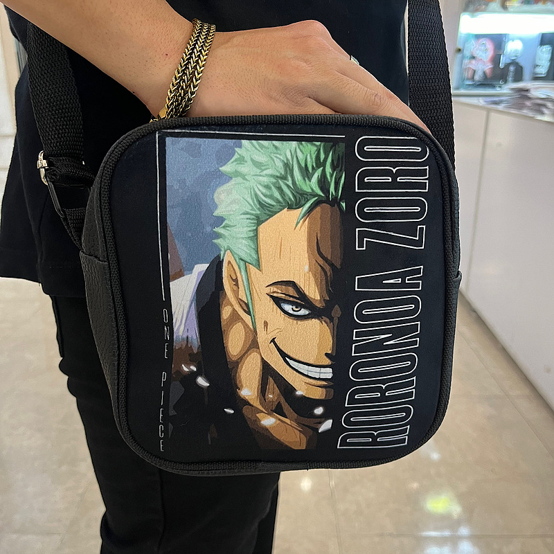 کیف دوشی انیمه وان پیس مخمل طرح رورونوا زور (One piece) (Roronoa Zoro) 