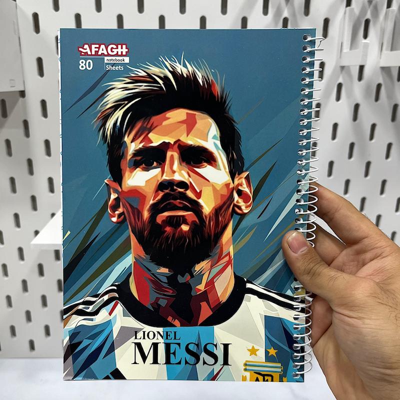 دفتر لیونل مسی 2 با لباس تیم بارسلونا ستاره فوتبال(Lino messi) دفتر مشق مسی 80برگ