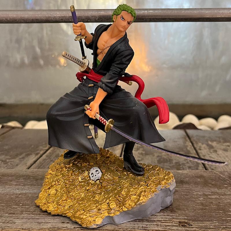 فیگور رورونوا زورو و گنج وان پیس وفادارترین شخصیت انیمه وانپیس