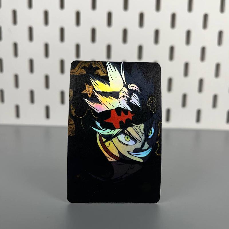 استیکر عابربانک هولوگرامی استیکر کارت انیمه بلک کلاور طرح آستا‌