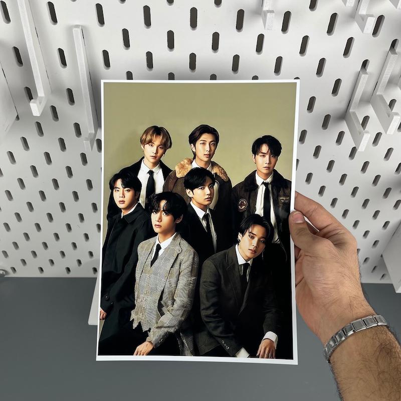 پوستر بی تی اس گروه خوانندگی BTS (سایز 30در20) کد 9
