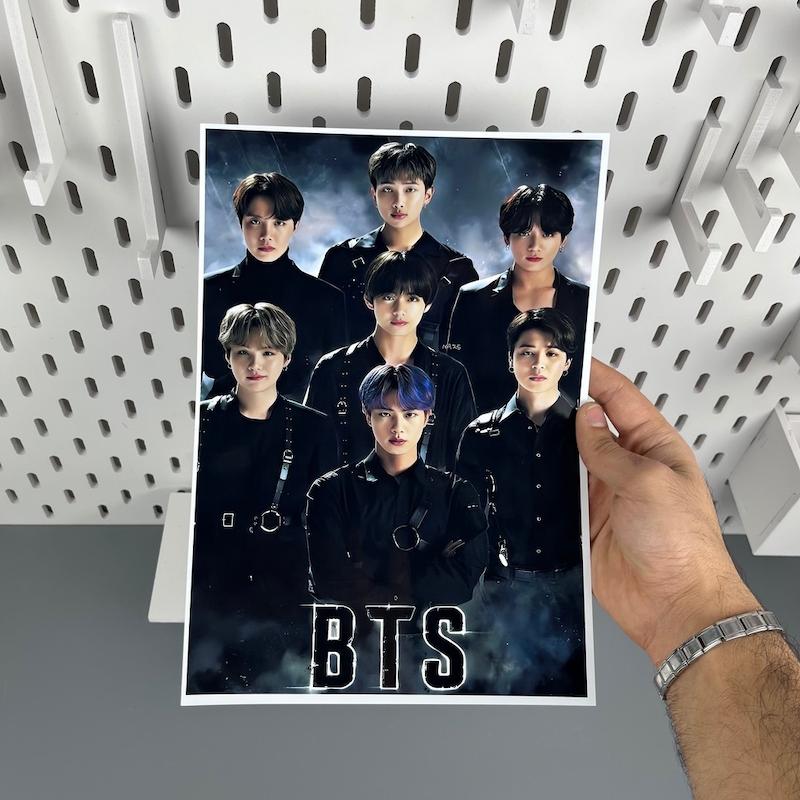 پوستر بی تی اس گروه خوانندگی BTS (سایز 30در20) کد 10