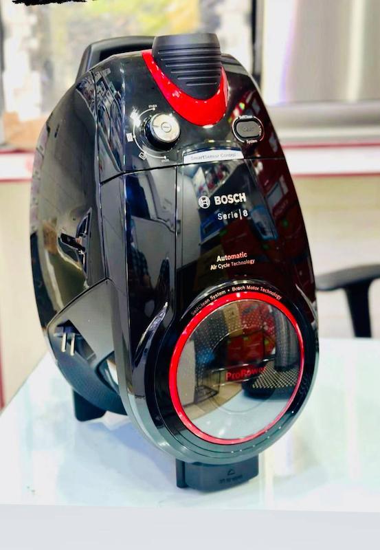 جاروبرقی مخزن دار بوش مدل BOSCH ProPower BGS7POW1