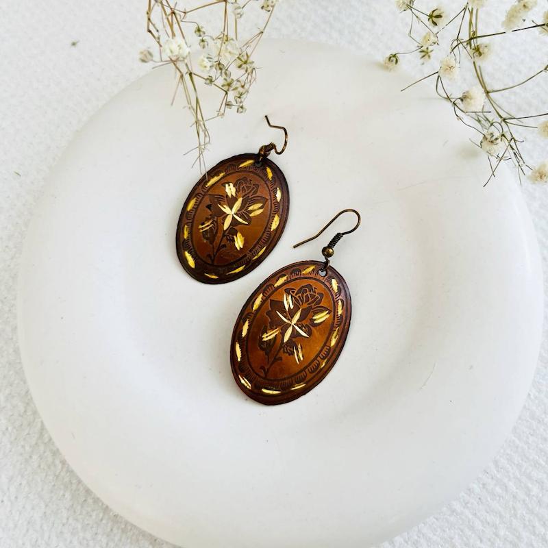 گوشواره برنحی زنانه قلم زنی