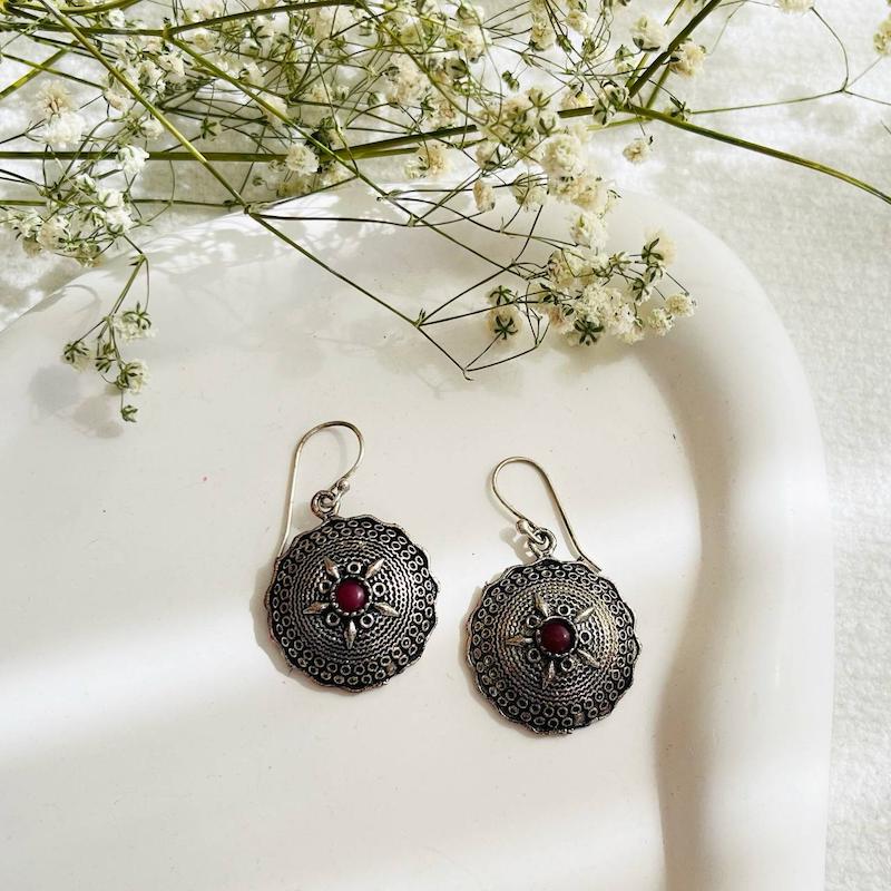 گوشواره ورشو قلم زنی با نگین سنگ