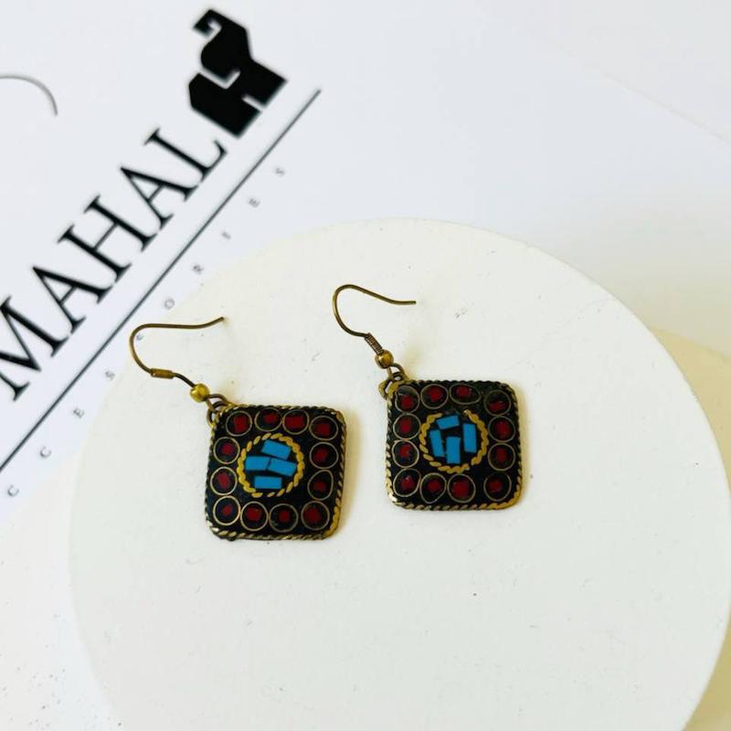 گوشپاره هندی نپالی با سنگ های معدنی