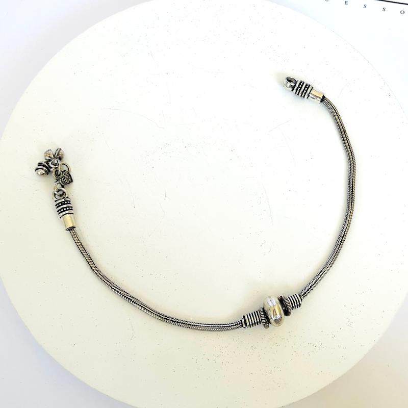 پابند دست‌ساز الهام‌گرفته از هنر شرقی