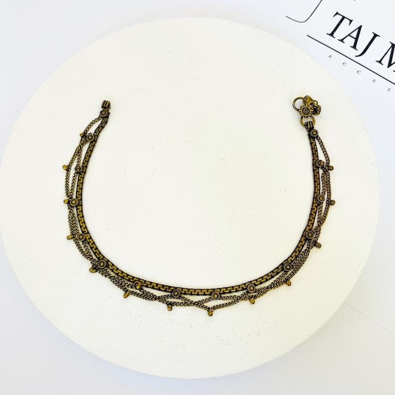 پابند ظریف زنانه با جزئیات سنتی