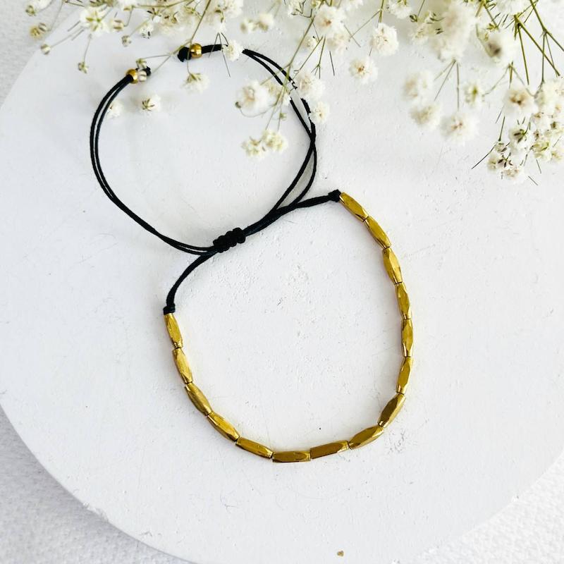 دستبند دونه‌برنجی زنانه،دستبند برنجی فری‌سایز