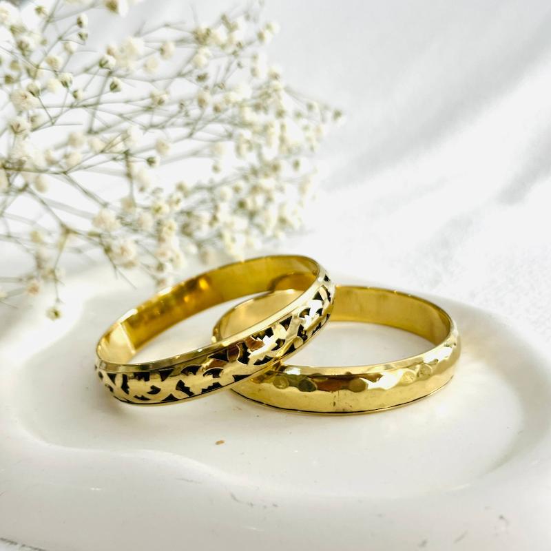 النگو برنجی طلایی مدل ساتیارا