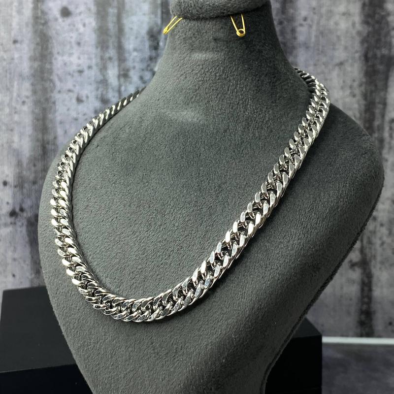 گردنبند کارتیر خاص رنگ نقره ای 