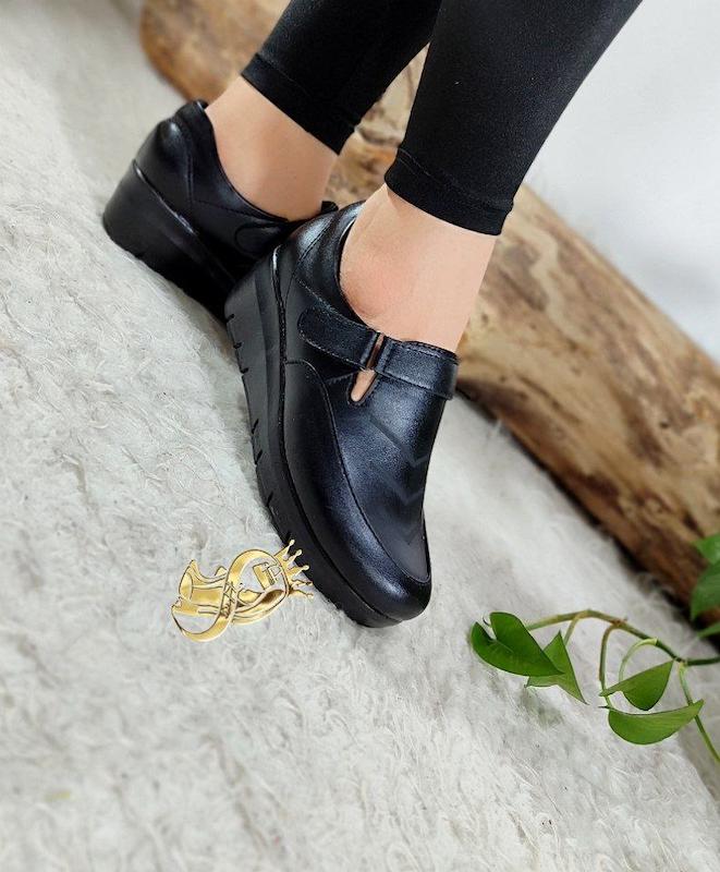 کفش طبی مدل دالیا چسبی 😍