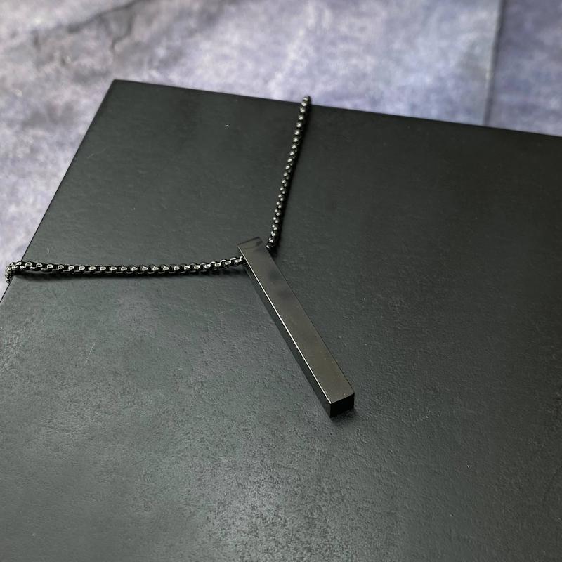 گردنبند مکعب عشق مشکی