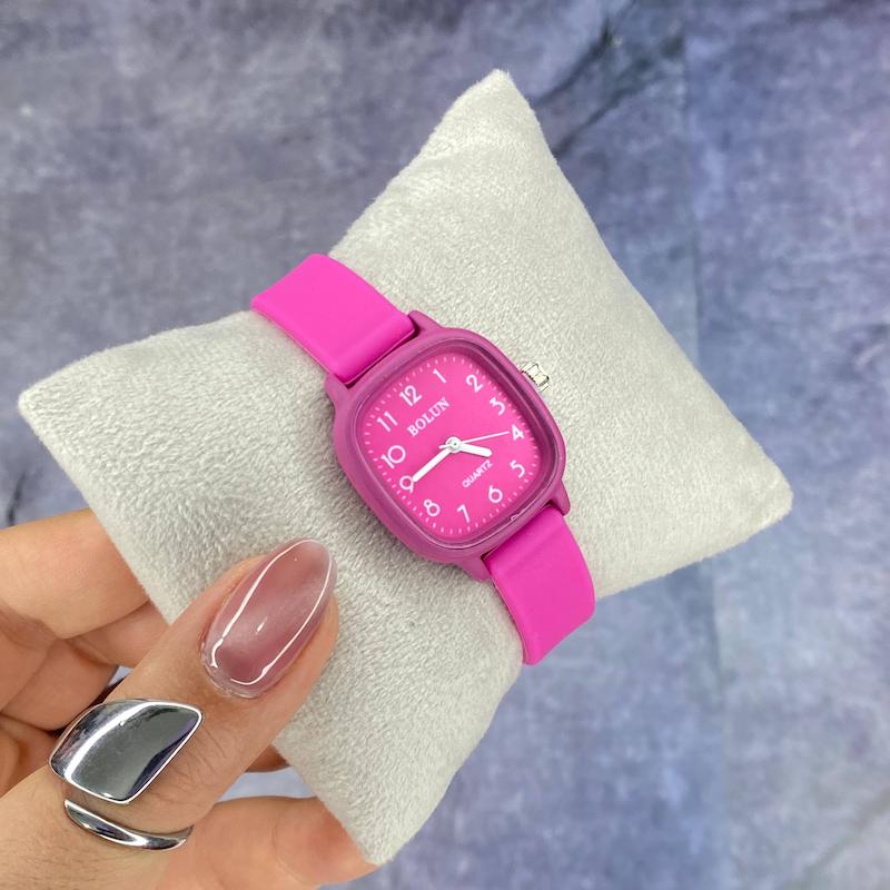 ساعت زنانه و دخترانه BOLUN