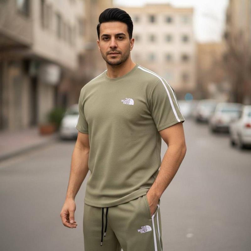 ست تیشرت شلوار بیسکوییتی طرح THE NORTH FACE نواردوزی شده بمب فروش