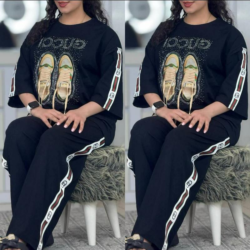 ست تیشرت و‌شلوار کتونی
