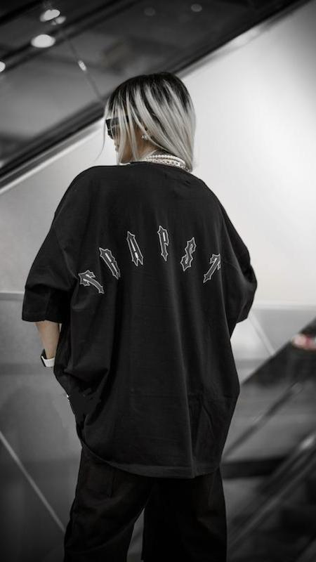 تیشرت مشکی اورسایز لش پینترستی 