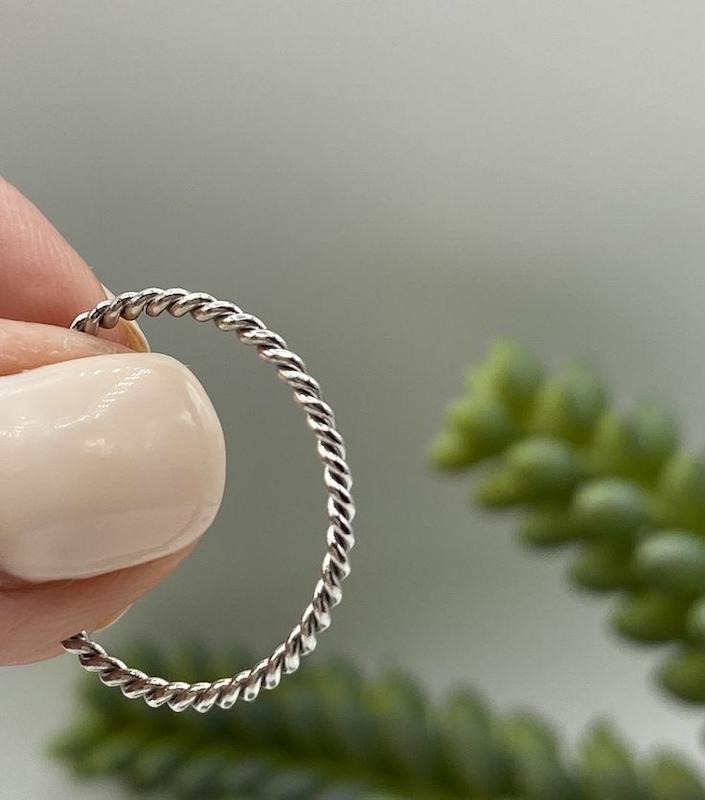 انگشتر حلقه نقره ای 