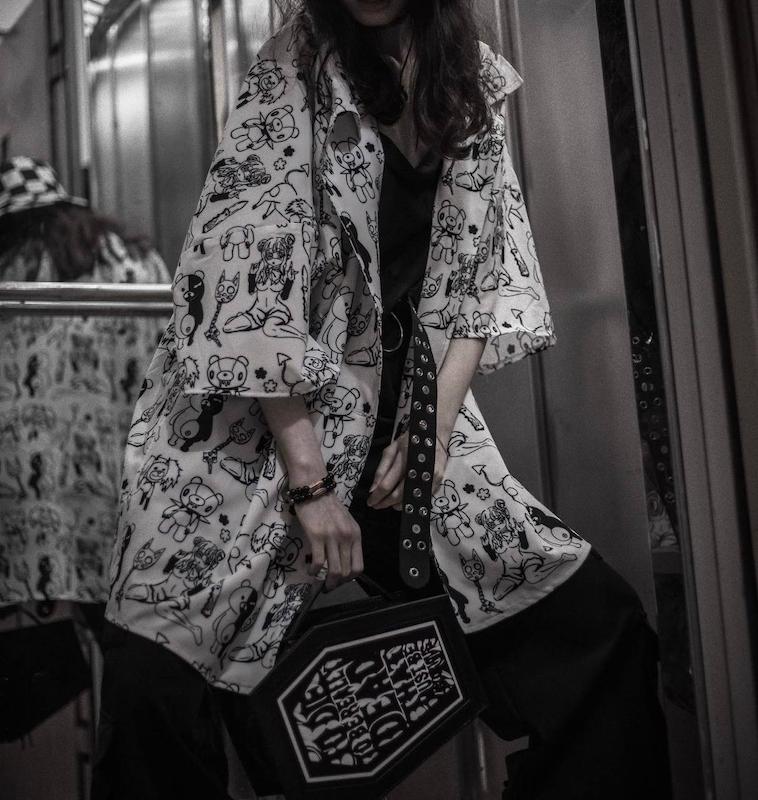 پیراهن سفید عروسکی 