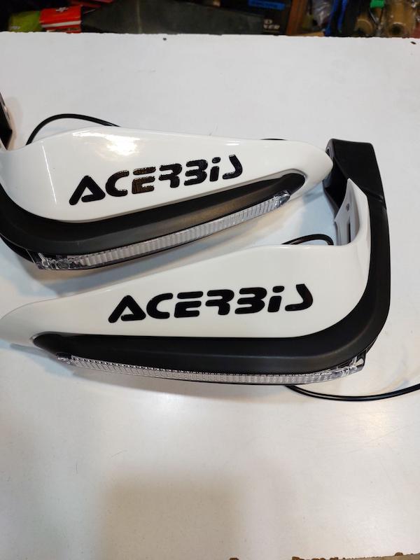 هندگارد چراغدار سفید اکربیس (Acerbis)