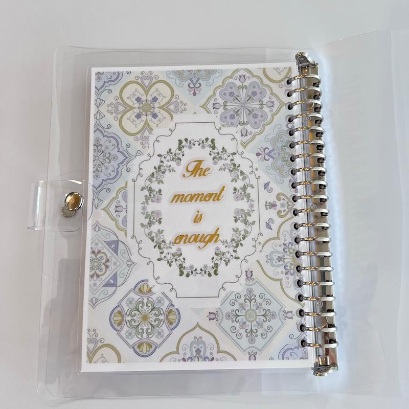 کلاسور شفاف