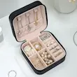 کیف و جعبه جواهرات مربعی