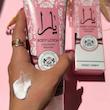 لوسیون بدن یارا حاوی کلاژن و پروتئین حجم ۲۰۰ میلی لیتر Yara Body Lotion