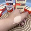 کرم ضد آفتاب رنگی الارو SPF50 فاقد چربی حجم ۴۰ میلی لیتر Ellaro Sunscreen Cream